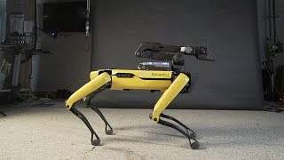 Кожаные ублюдки из Boston Dynamics научили робота танцевать под Uptown Funk