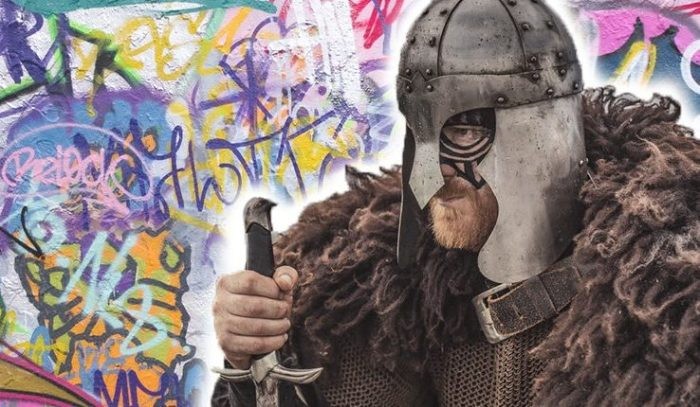 Как выглядят граффити, которые рисовали викинги (5 фото)
