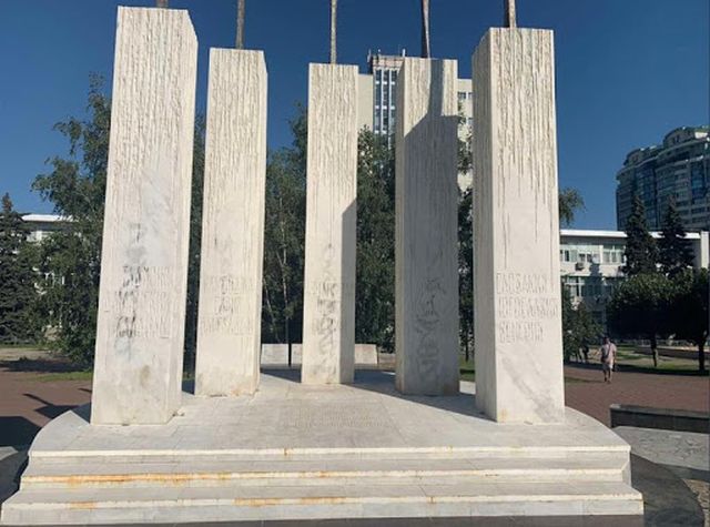 памятник солдатам в самаре