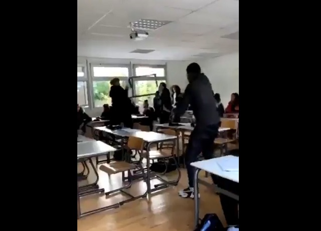 Первый учебный день в одной французской школе
