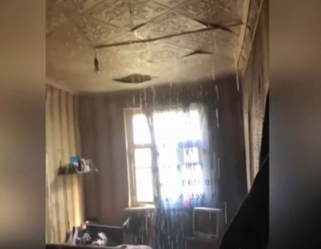В Пермской многоэтажке людям дали отопление вместе с "душем" (2 видео)