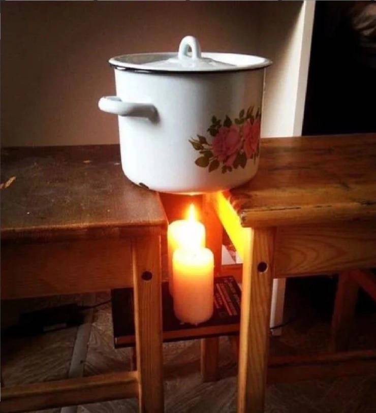 Разогреть воду на свечах