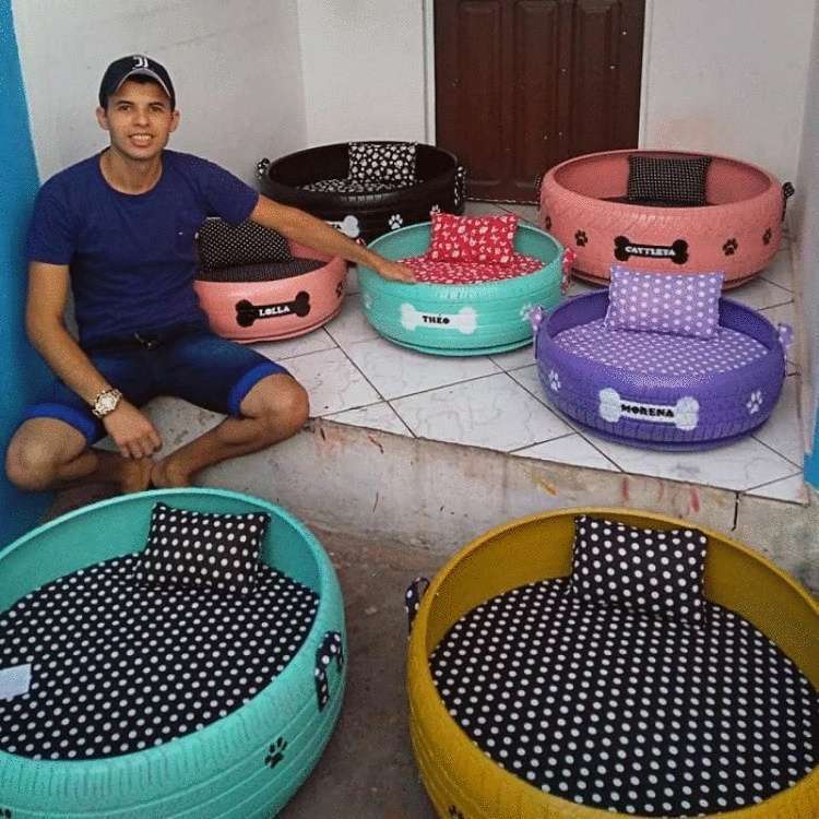 Бразилец делаем из старых шины уютные лежанки для домашних животных