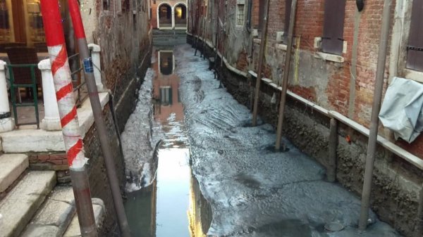 Последствия рекордных наводнений в Венеции